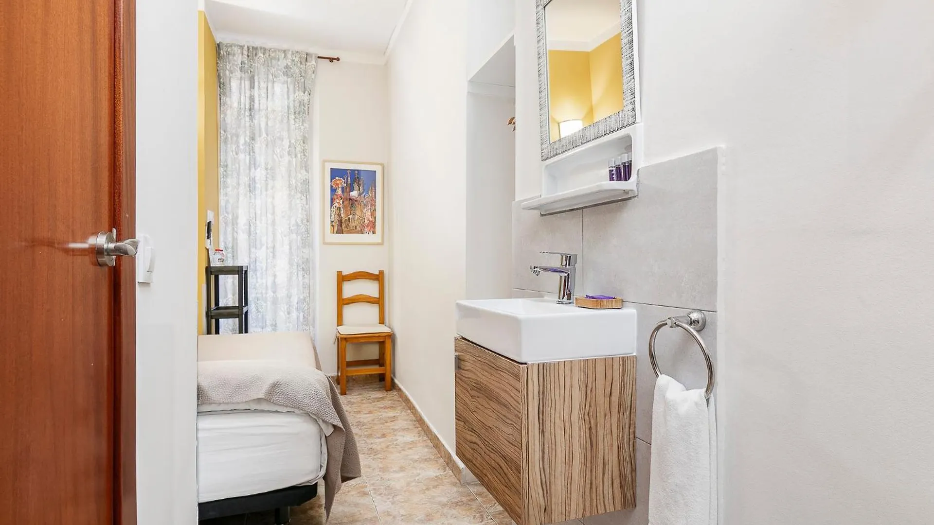 Hostal Santa Ana Barcelona Spain